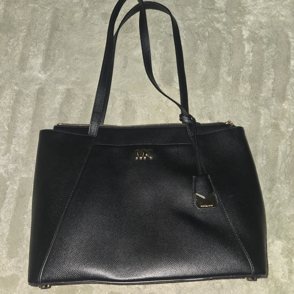 Black Michael Kors Women's Leather Tote Bag
